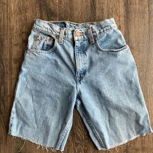 Vintage Levi’s Bermuda jean shorts